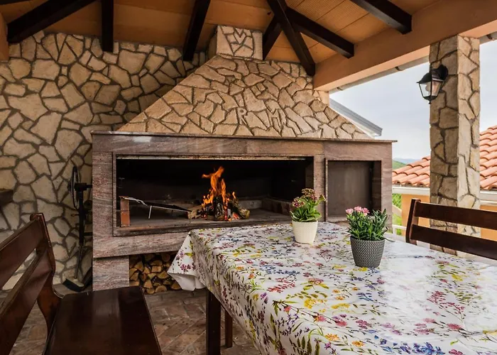 Panoramare Komplex Vesna By 22estates